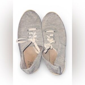 Time and Tru Light Gray Women's Sneakers